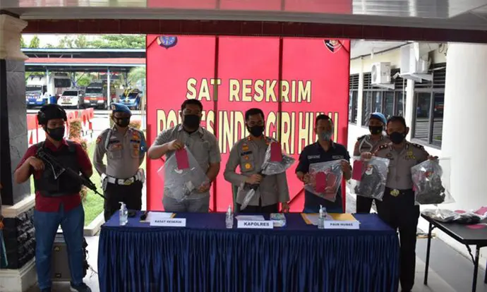 Hanya Karena Tersinggung, Buruh Kebun di Indragiri Hulu Tebas Kepala Bocah 13 Tahun