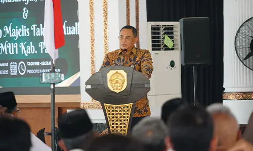 Bupati Pati Tolak Mundur Meski Didemo Warga Terkait Kenaikan PBB 250%