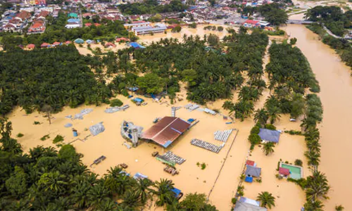 Banjir Bandang Tano Timbangan Angkola: 10 Orang Luka-Luka, Ratusan Mengungsi