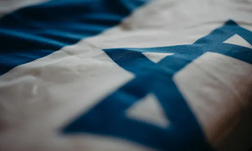Kontroversi di Balik Diamnya Israel atas Wafatnya Paus Fransiskus