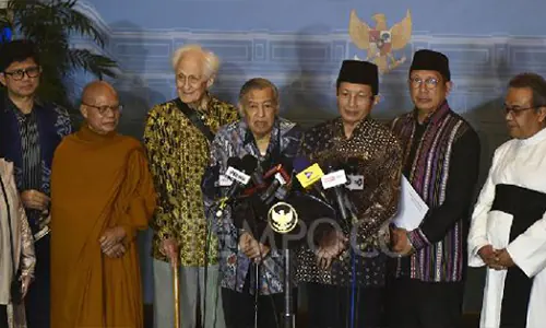 Prabowo Sepakat Bentuk Tim Reformasi Kepolisian, Aspirasi Tokoh Bangsa Disambut di Istana