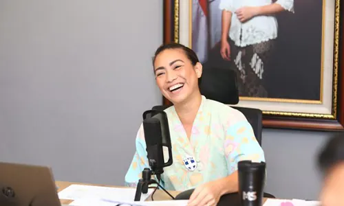 Rahayu Saraswati: Dari Keluarga Politik Sampai Panggung Seni Internasional