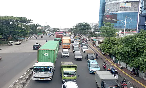 Gunung Es Masalah Kecelakaan Truk Angkutan Barang